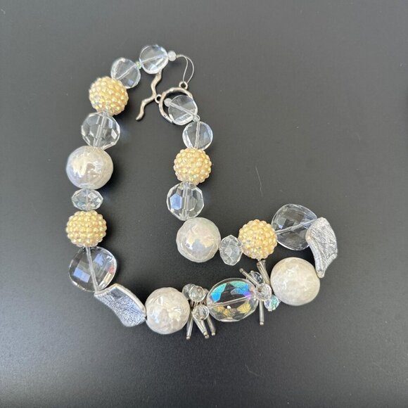 Artisan Made Choker Necklace White Cream Silver Tone Chunky Beaded Toggle Closur - Picture 3 of 3